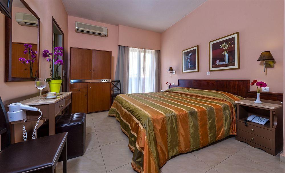 Leonidas Hotel & Apartments Rethymno  Exterior photo