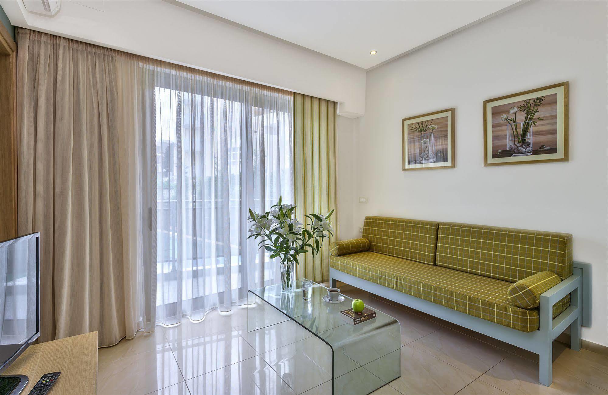 Leonidas Hotel & Apartments Rethymno  Exterior photo