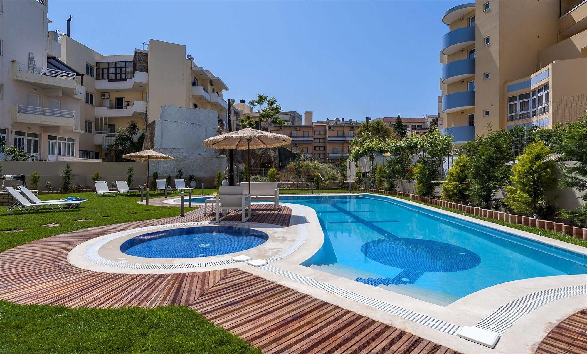 Leonidas Hotel & Apartments Rethymno  Exterior photo
